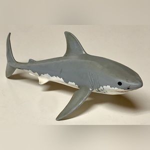 Vtg SCHLEICH Miniature Solid Hard Rubber Great White Shark Figurine Toy